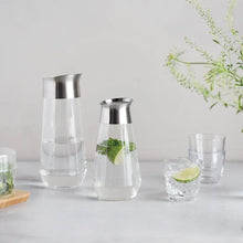 Lade das Bild in den Galerie-Viewer, LUCE Wasserkaraffe 750ml
